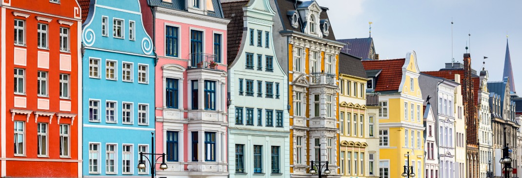 Bunte Häuserfassaden in Rostock